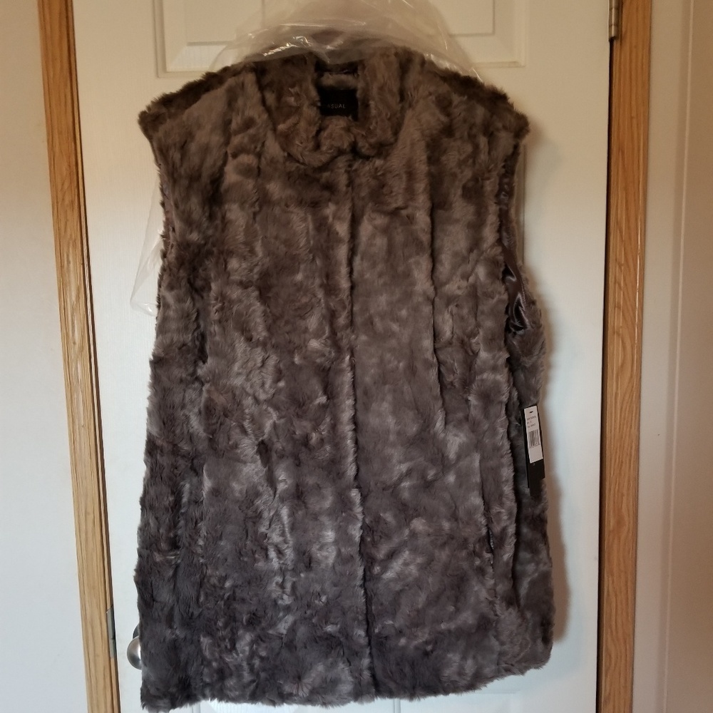 Casual Faux Fur vest graphite 3X